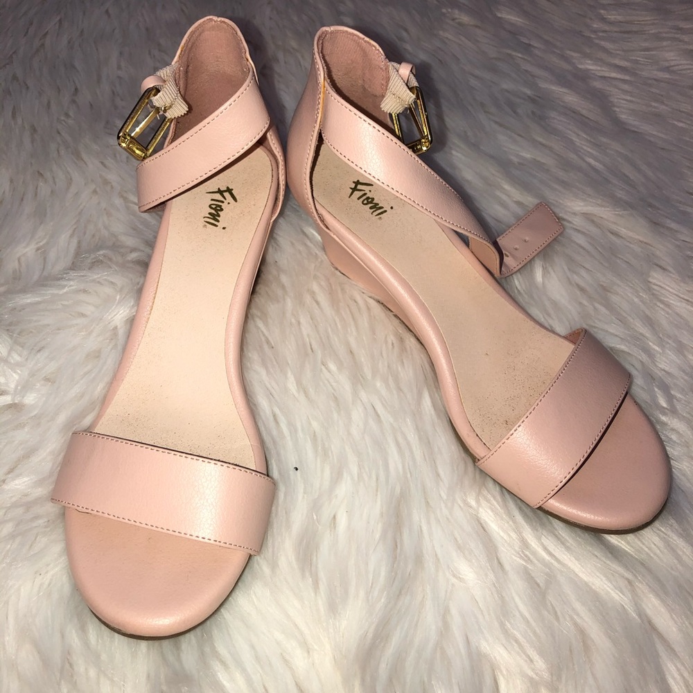Light pink heels